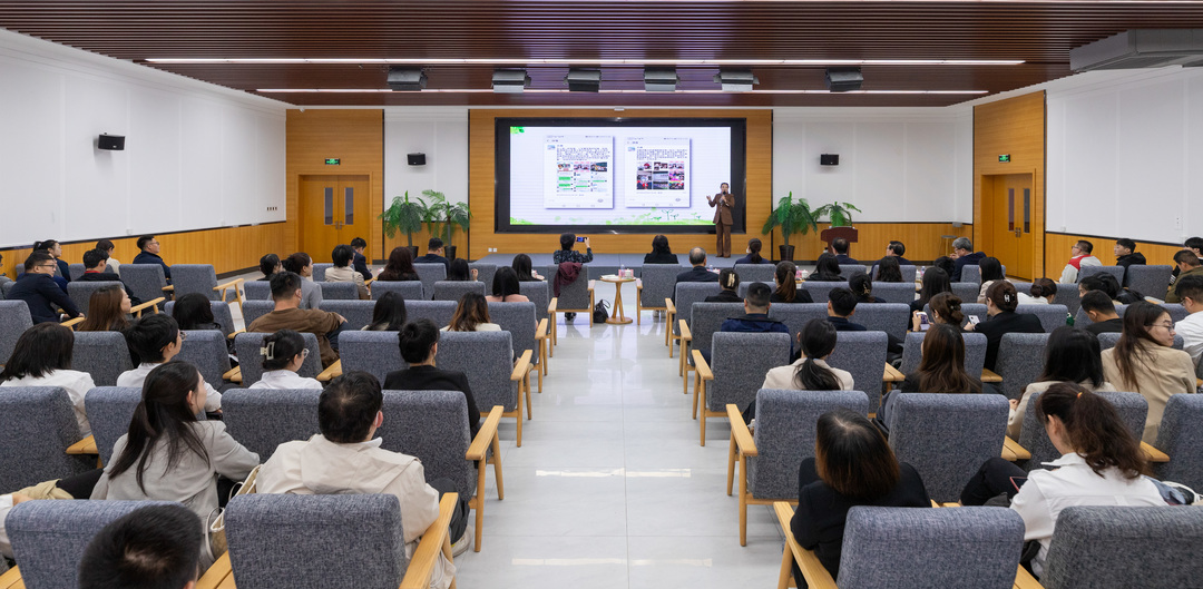 1699434619318388.png 640 (1).png