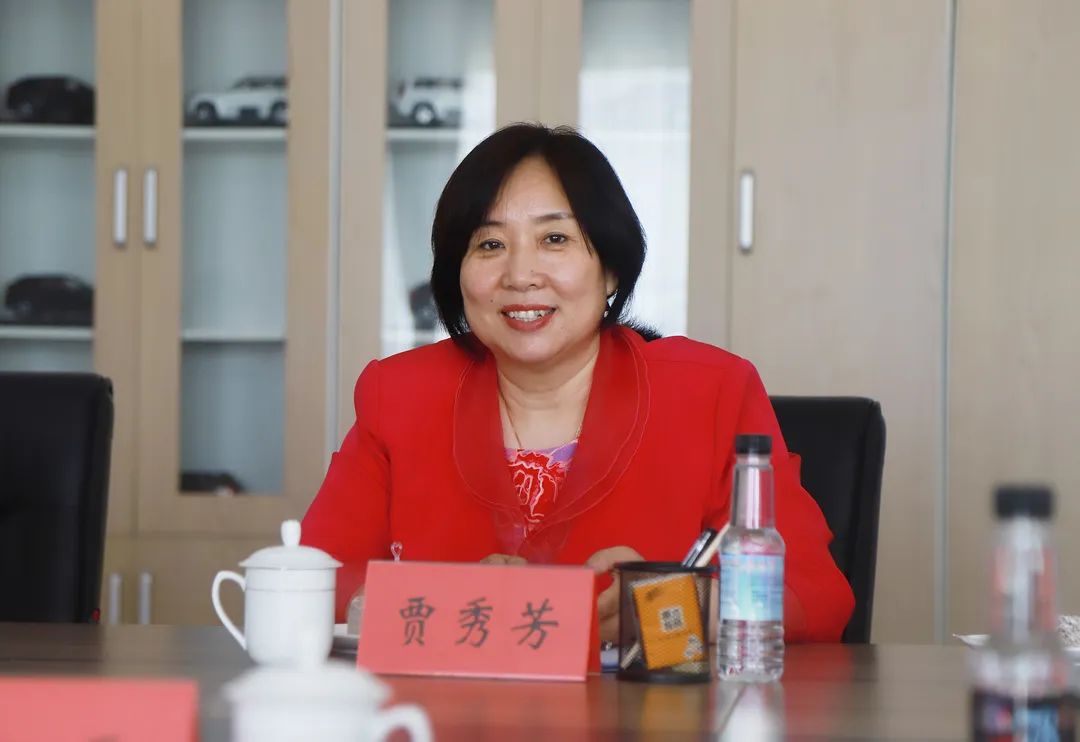 1710900940870563.jpg 640.jpg